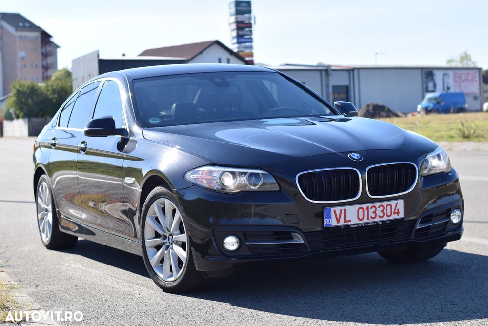 BMW Seria 5 525d Sport-Aut. - 27