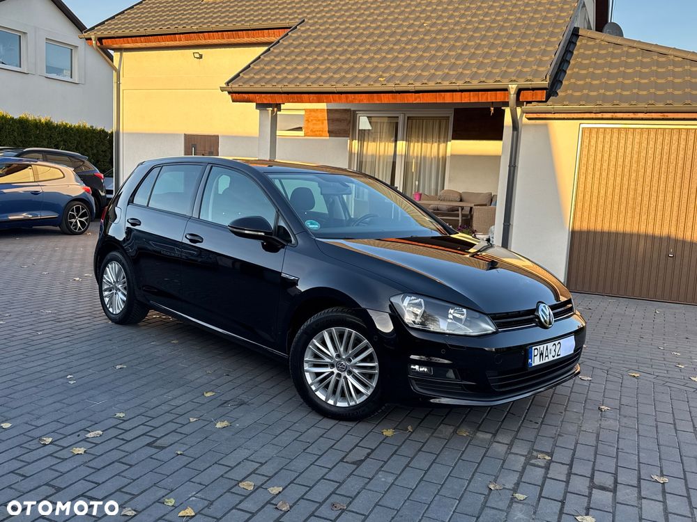 Volkswagen Golf 2.0 TDI BlueMotion Technology Cup - 33