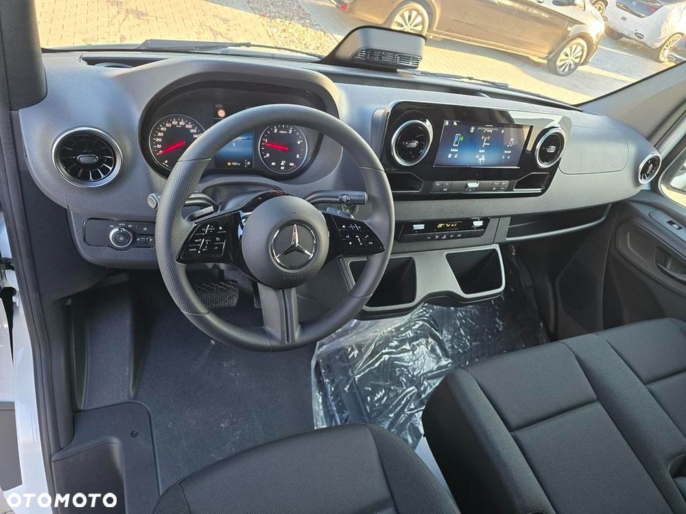 Mercedes-Benz Sprinter 317 CDI Long BASE 9G-Tronic - 10