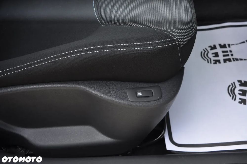 Renault Clio (Energy) TCe 75 Start & Stop LIMITED - 31