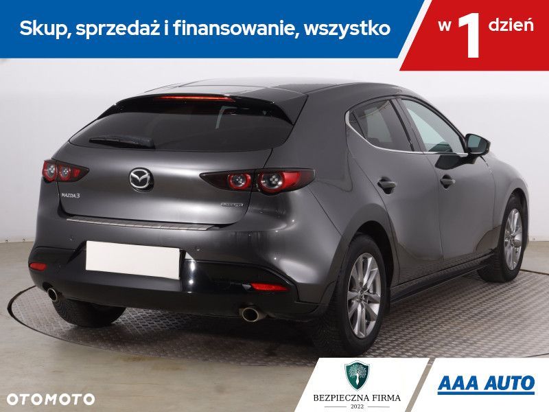 Mazda 3 - 7