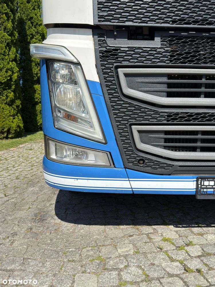 Volvo FH GLOBETROTTER - 15