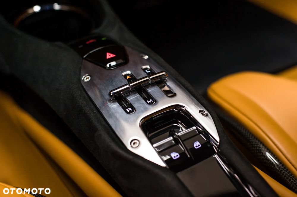 Ferrari 296 GTB - 29