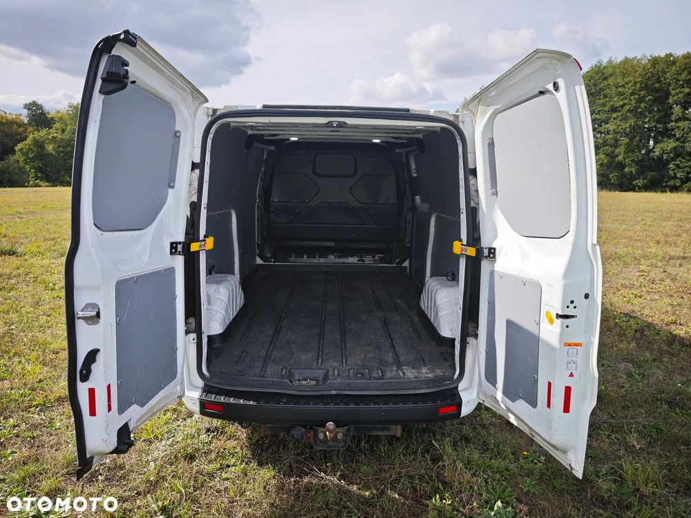 Ford Transit Custom - 10