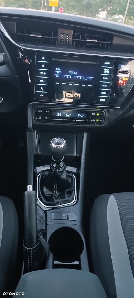 Toyota Auris 1.33 VVT-i Active - 9