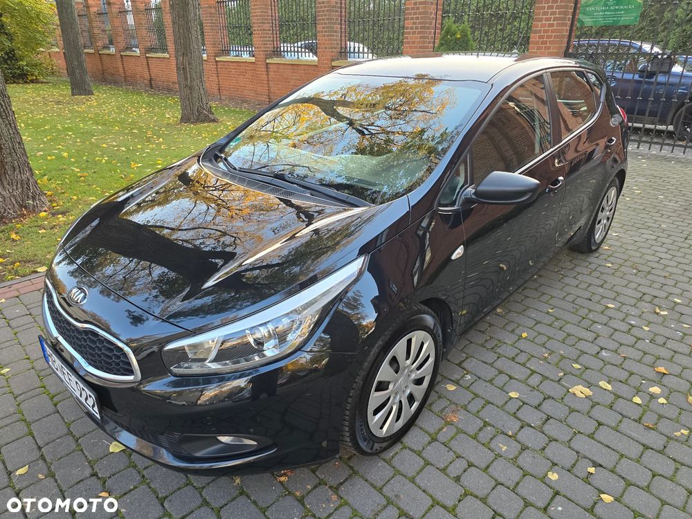 Kia Ceed - 9