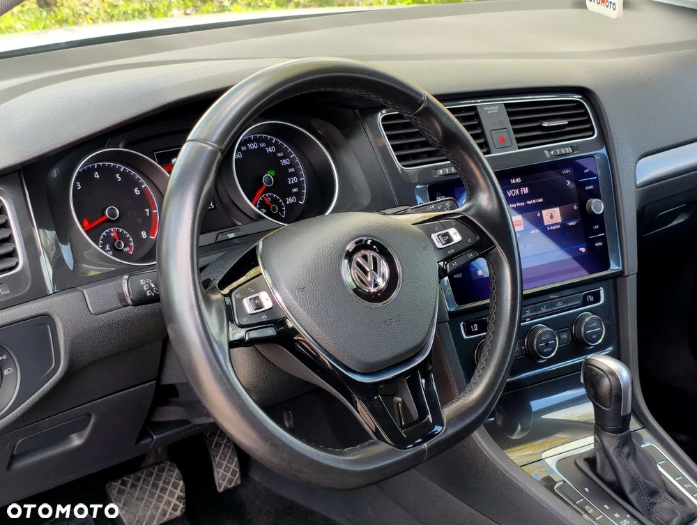 Volkswagen Golf 1.5 TSI BMT Evo Comfortline DSG - 5