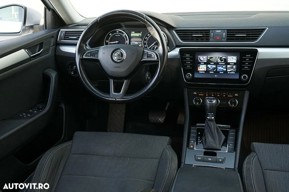 Skoda Superb 2.0 TDI DSG Ambition - 6