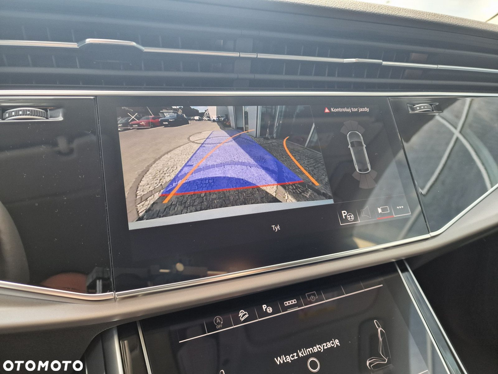 Audi Q8 - 23