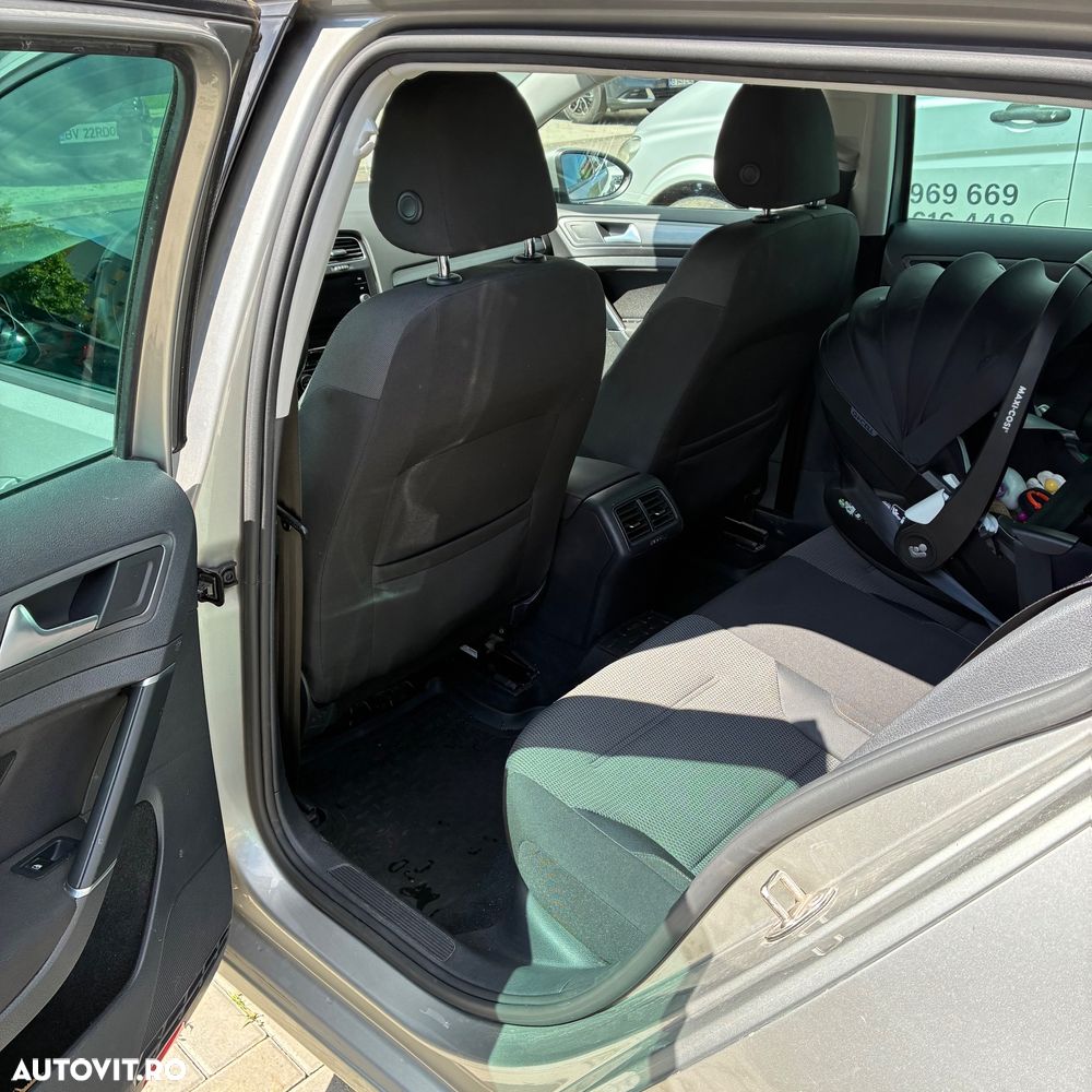 Volkswagen Golf 2.0 TDI DSG Comfortline - 26