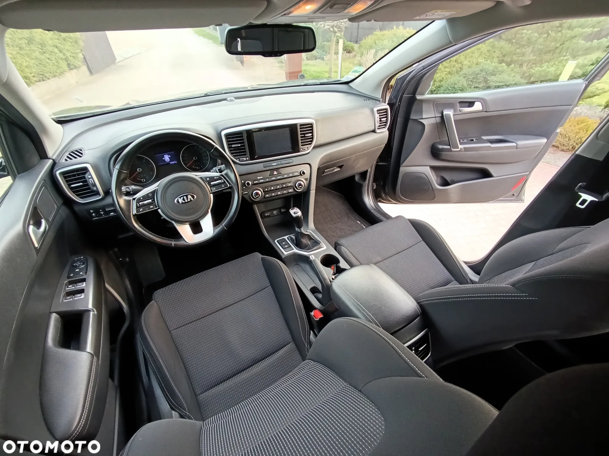 Kia Sportage 1.6 CRDI 2WD SPIRIT - 9
