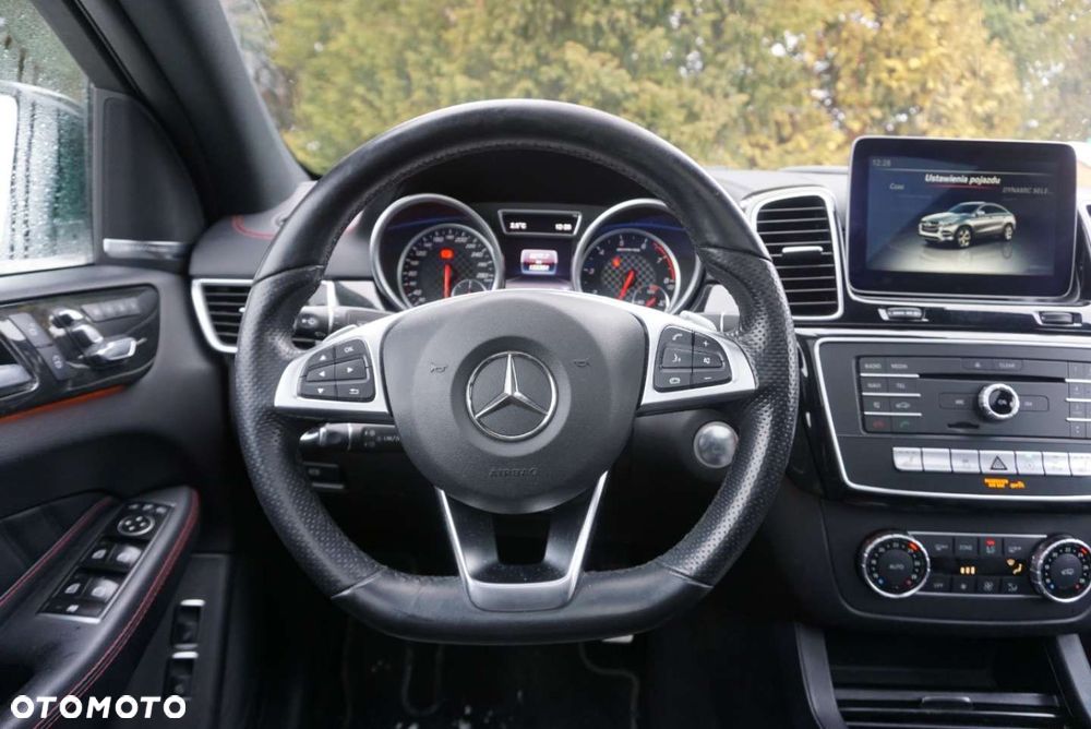 Mercedes-Benz GLE - 15
