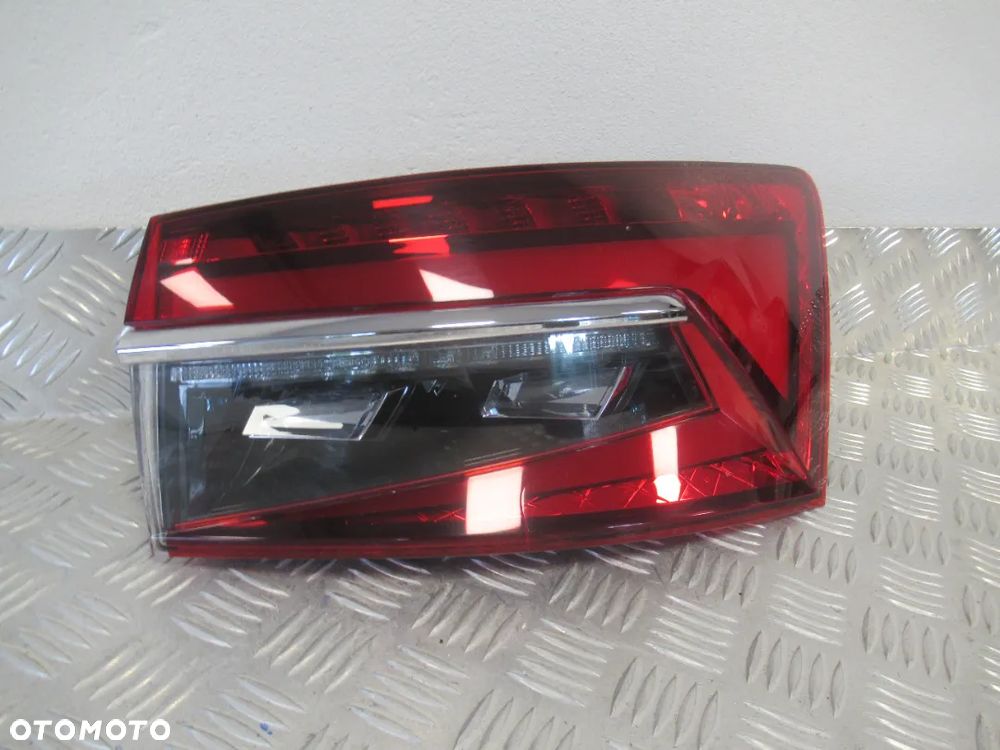 LAMPA TYŁ TYLNA PRAWA SKODA SUPERB III 3 LIFT KOMBI 3V9 2019- - 3