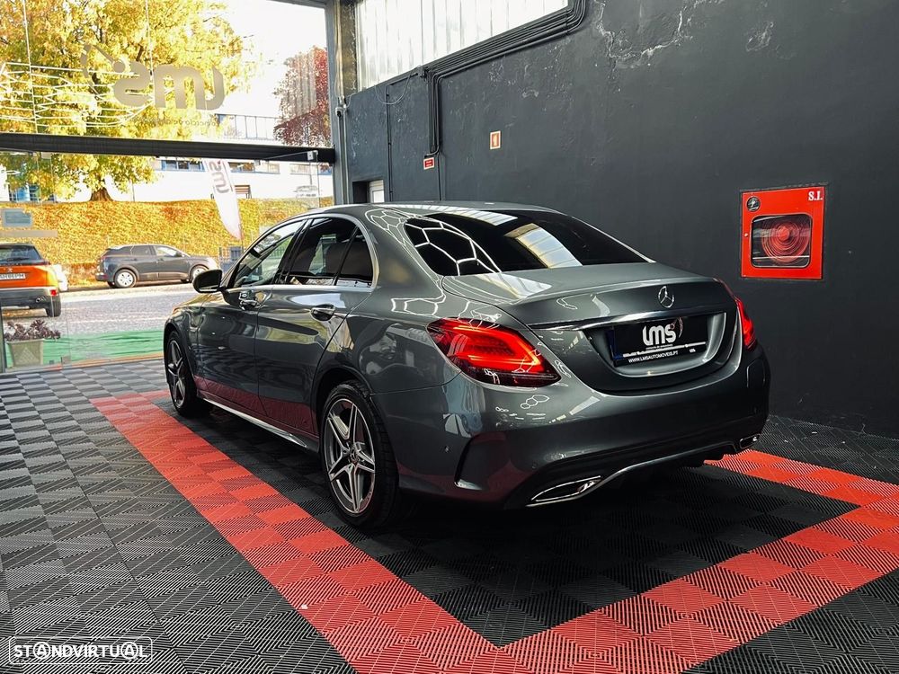 Mercedes-Benz C 300 de AMG Line - 13