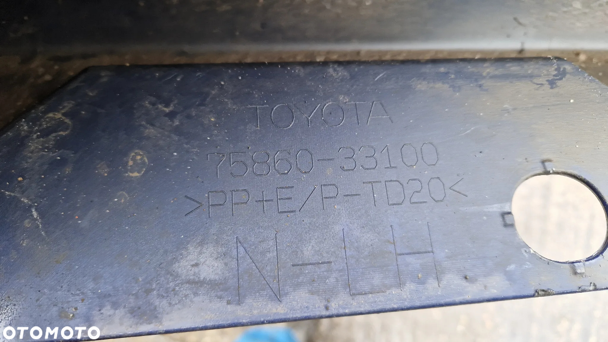 TOYOTA CAMRY 8 VIII LISTWA NA PRÓG LEWA 75850-33100 - 3