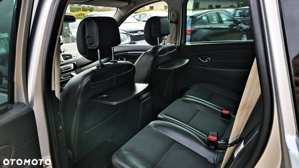 Renault Grand Scenic 2.0 16V 140 CVT Bose Edition - 33