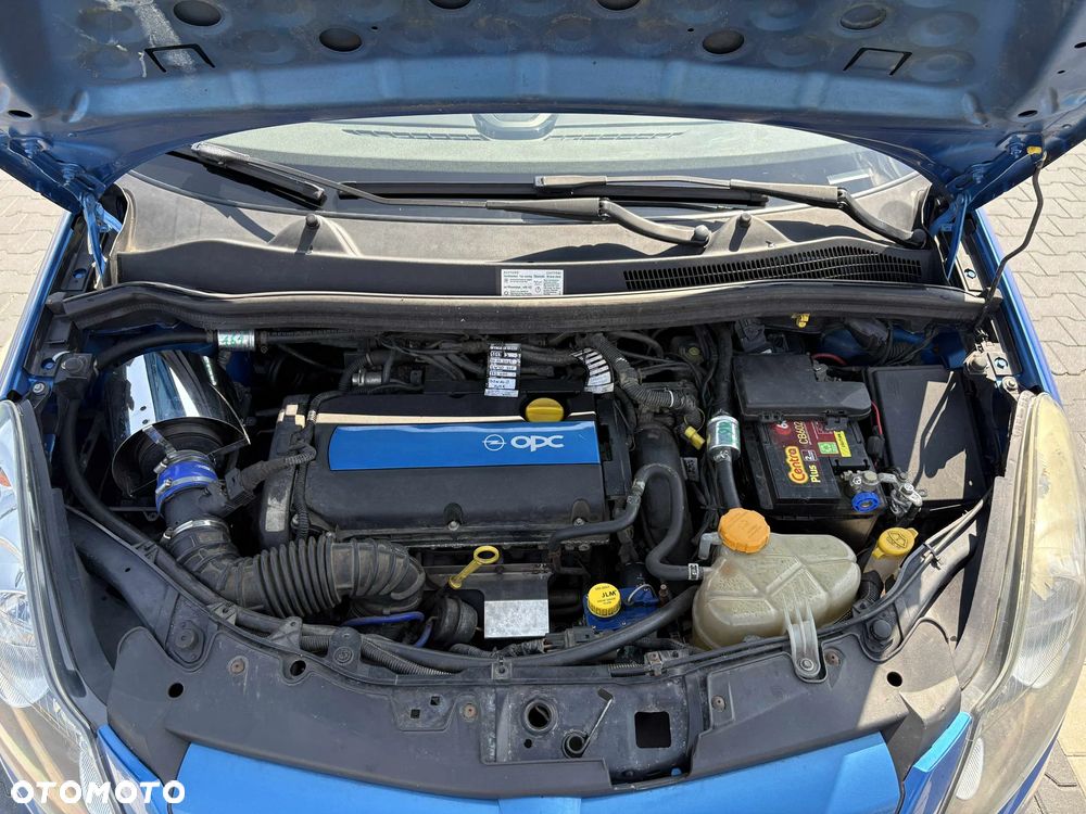 Opel Corsa 1.6T OPC - 14