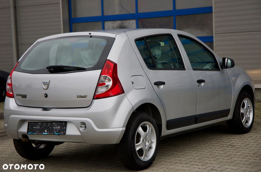 Dacia Sandero 1.2 16V Ambiance - 12