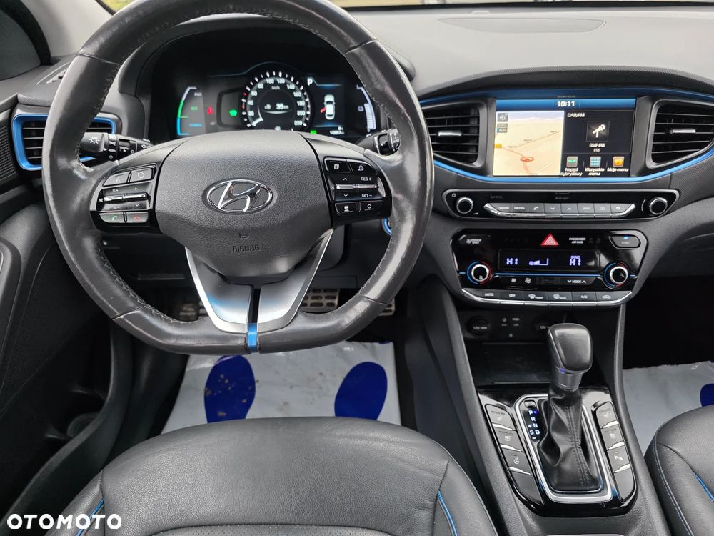 Hyundai IONIQ Hybrid Business - 24