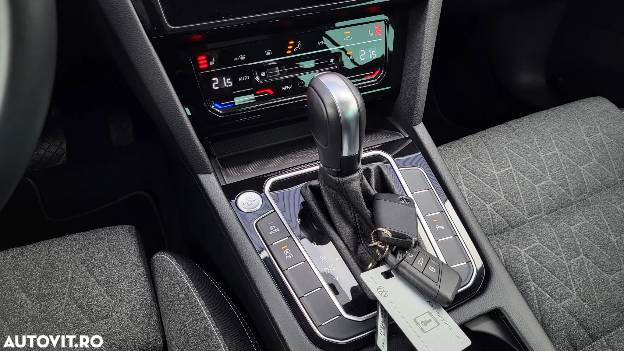 Volkswagen Passat Variant 2.0 TDI SCR DSG Comfortline - 12