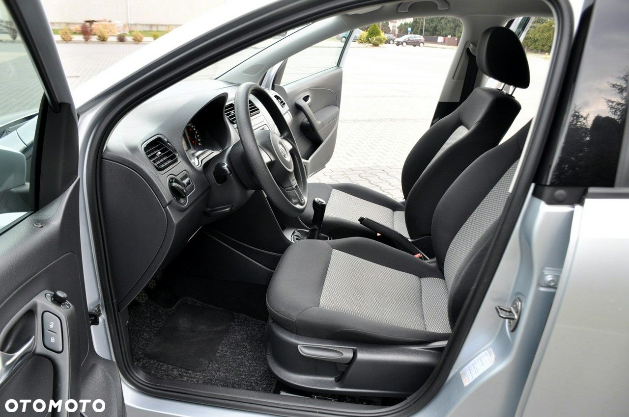 Volkswagen Polo - 21