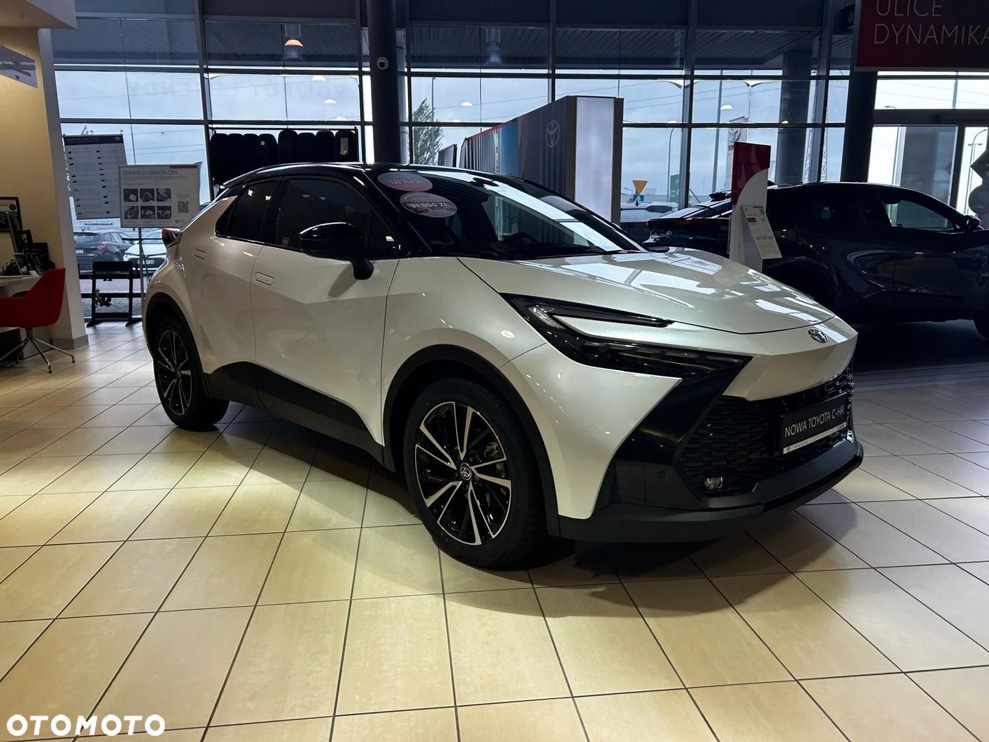 Toyota C-HR 1.8 Hybrid Executive - 1