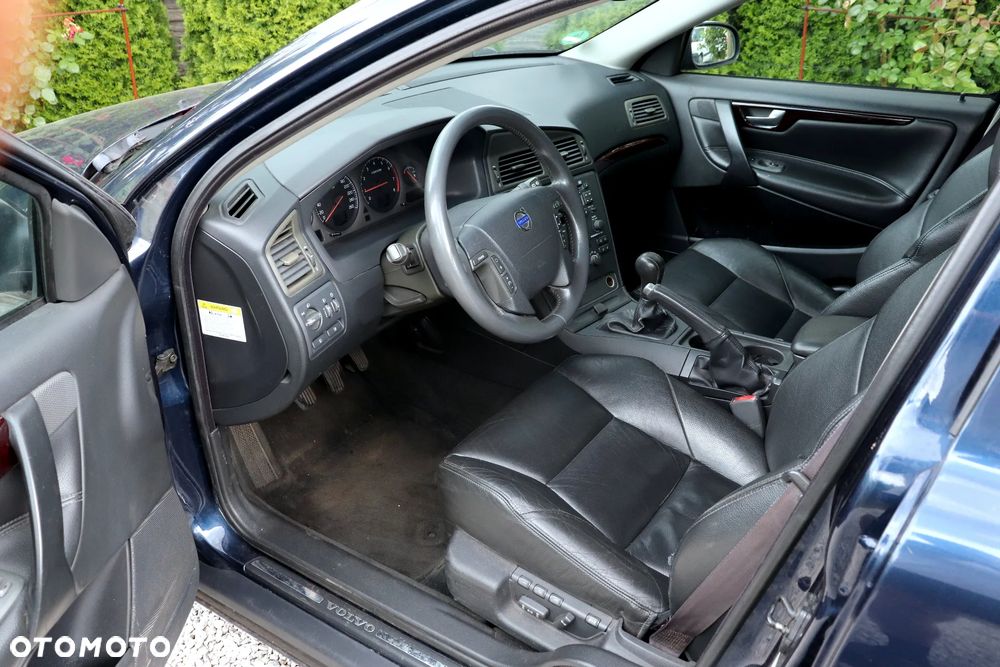 Volvo V70 - 1