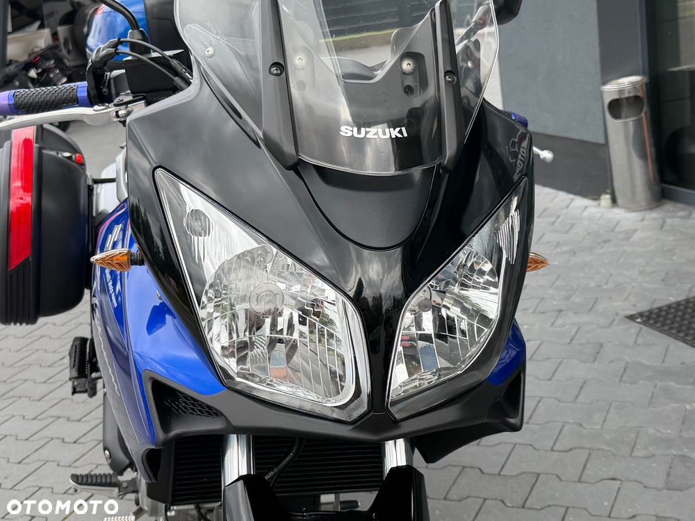 Suzuki V-STROM - 21