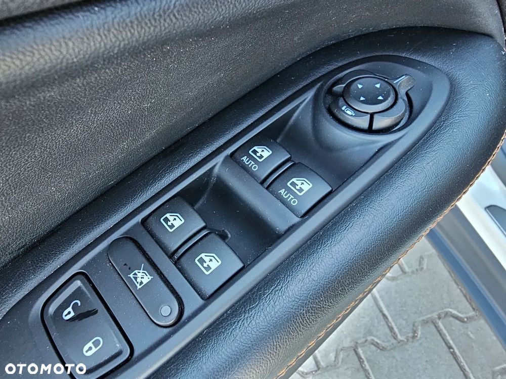 Jeep Compass 1.4 MultiAir Longitude - 34