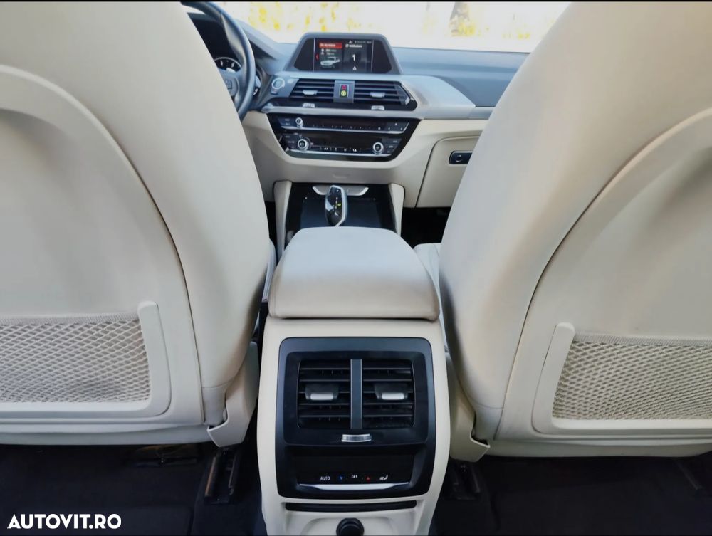 BMW X3 xDrive20d AT Advantage - 17