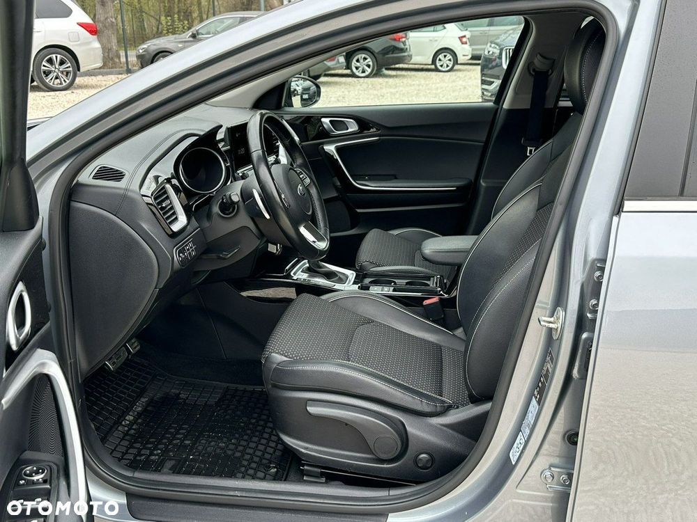 Kia Ceed 1.4 T-GDI L Business Line DCT - 13