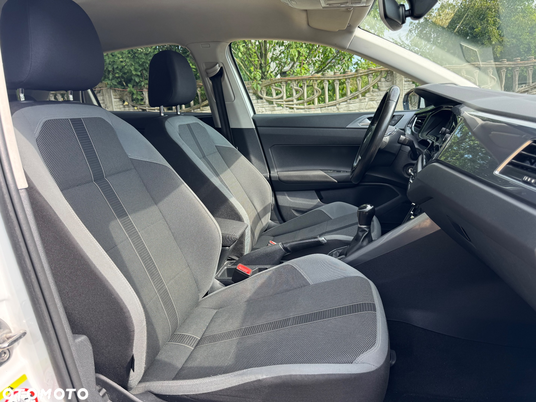 Volkswagen Polo 1.0 TSI Highline - 19