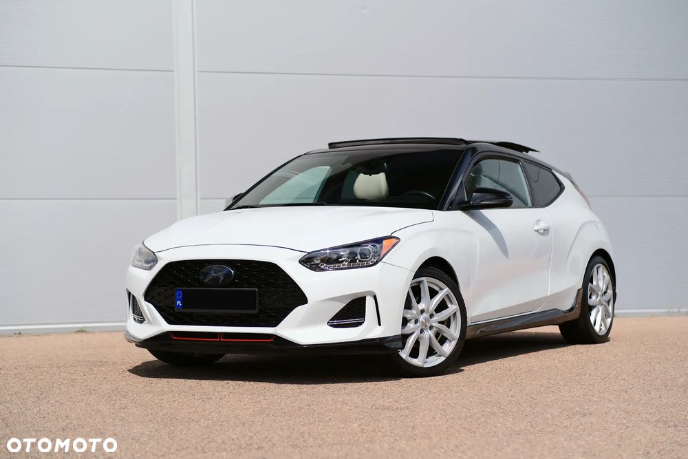 Hyundai Veloster - 1