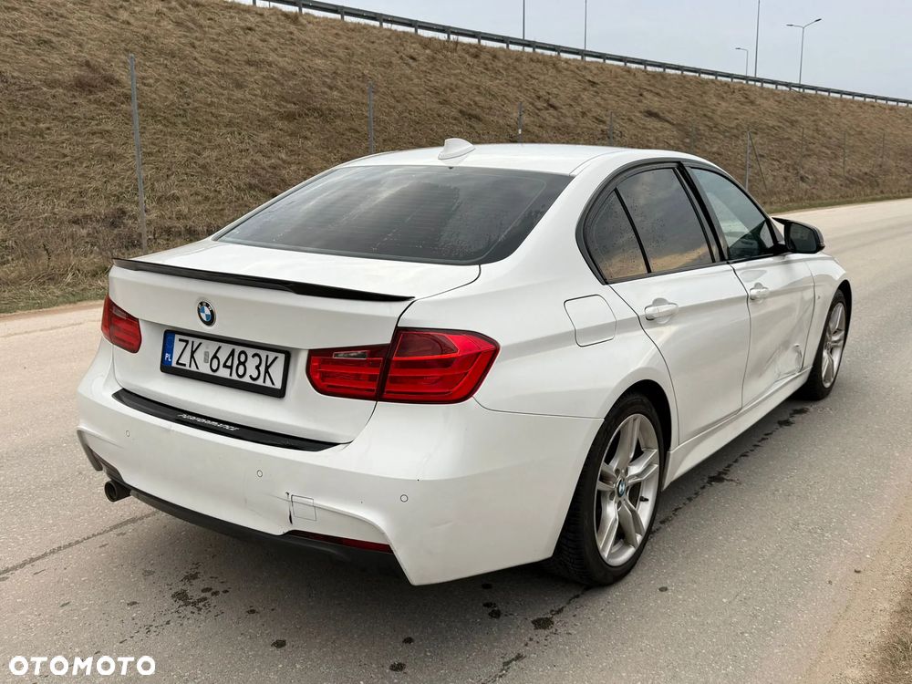 BMW Seria 3 318d M Sport EU6 - 12
