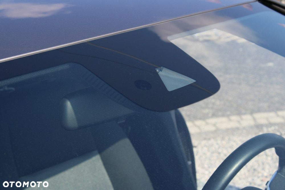 Mercedes-Benz CLA - 32