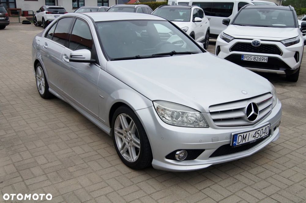 Mercedes-Benz Klasa C 250 CDI Avantgarde Edition - 33