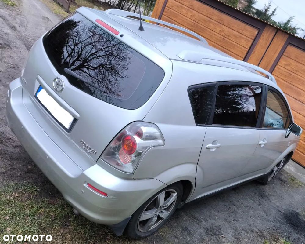 Toyota Corolla 2.0 D-4D Sol - 2