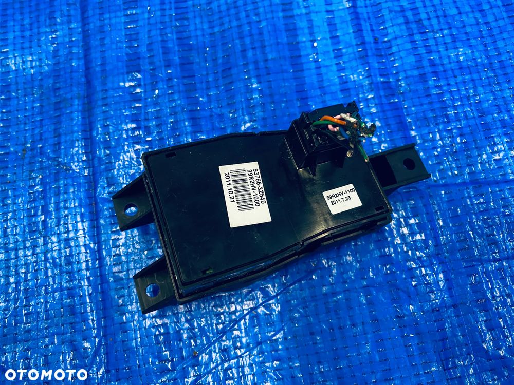 PANEL PRZEŁĄCZNIK WŁĄCZNIK PRZYCISK HAMULCA RĘCZNEGO CZUJNIKÓW PDC HYUNDAI I40 2011- ; 93766-3Z540  39R2HV-1000  39R2HV-1100 ORYGINAŁ - 5