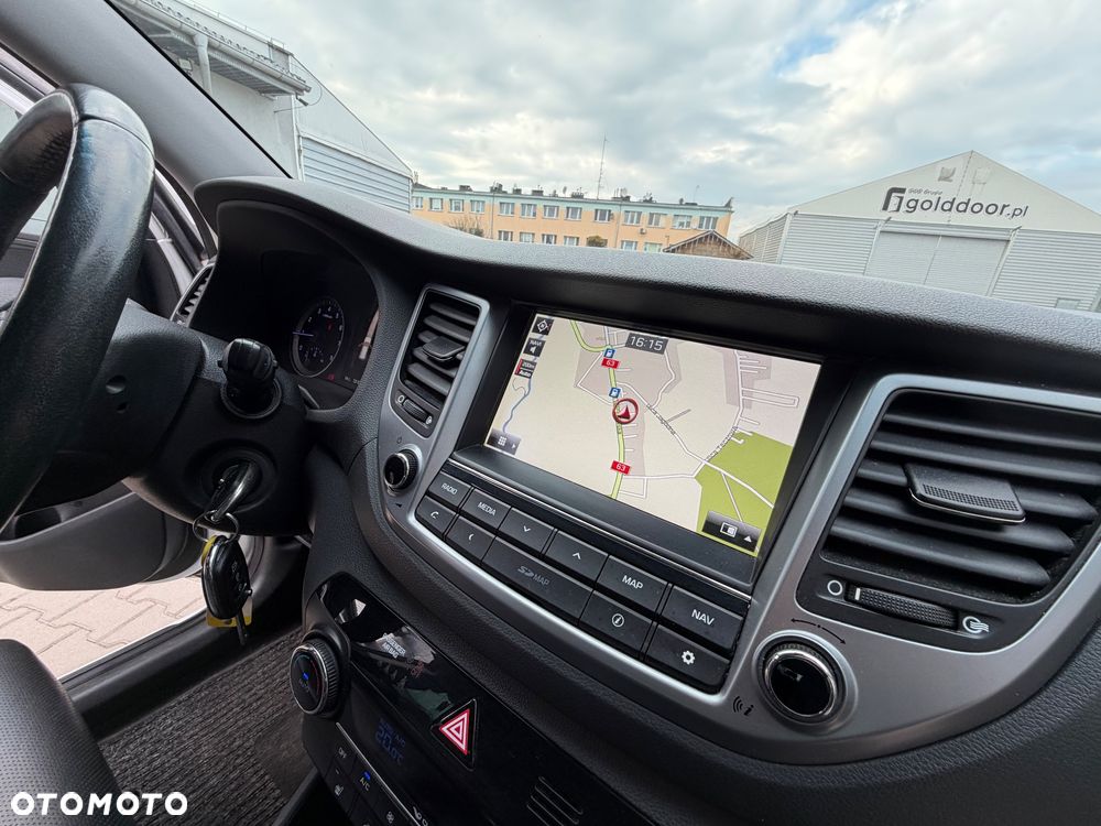 Hyundai Tucson 1.6 GDi 2WD Select - 15