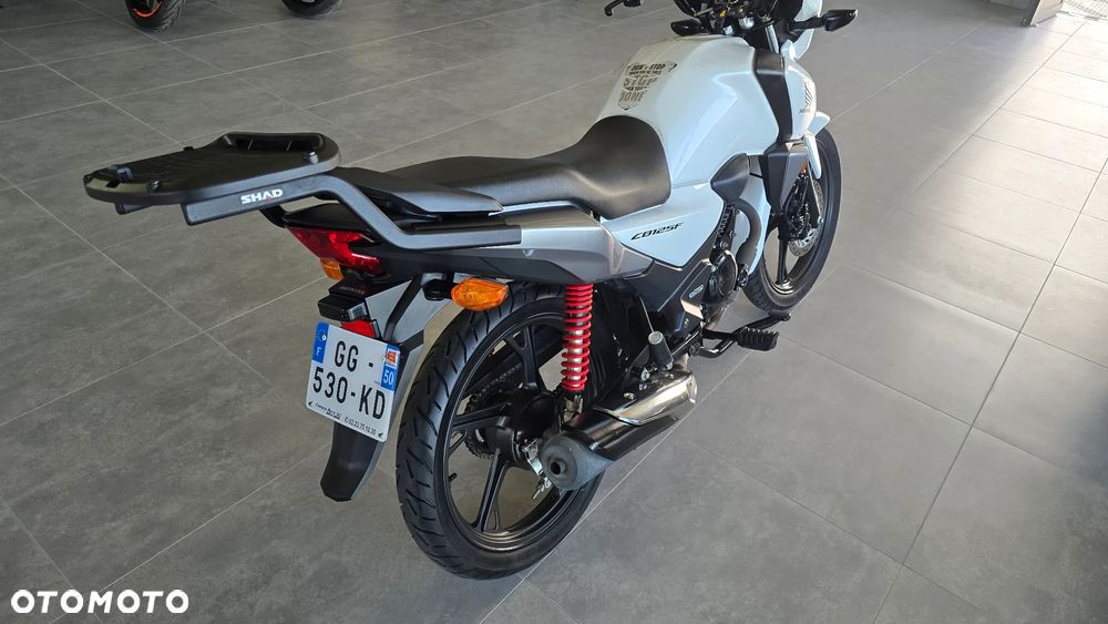 Honda CBF - 24