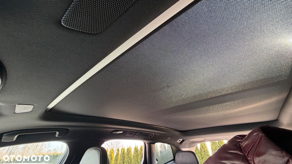 Volvo XC 60 T5 AWD R-Design - 10