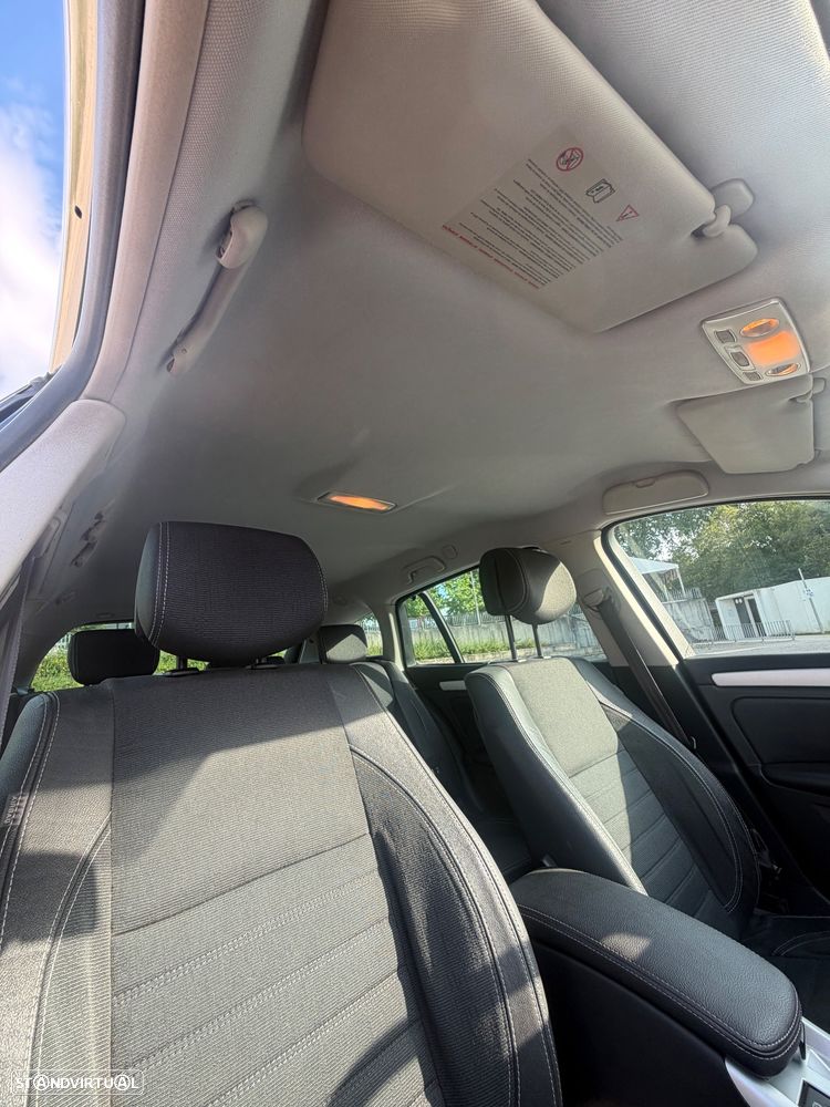 Renault Laguna 2.0 dCi Dynamique S - 19
