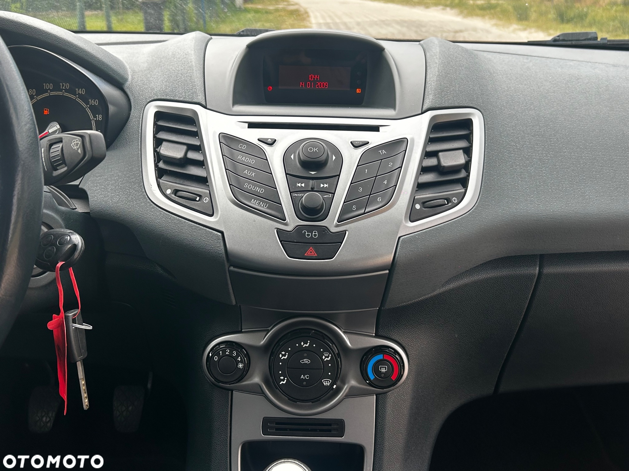 Ford Fiesta 1.25 Celebration - 21