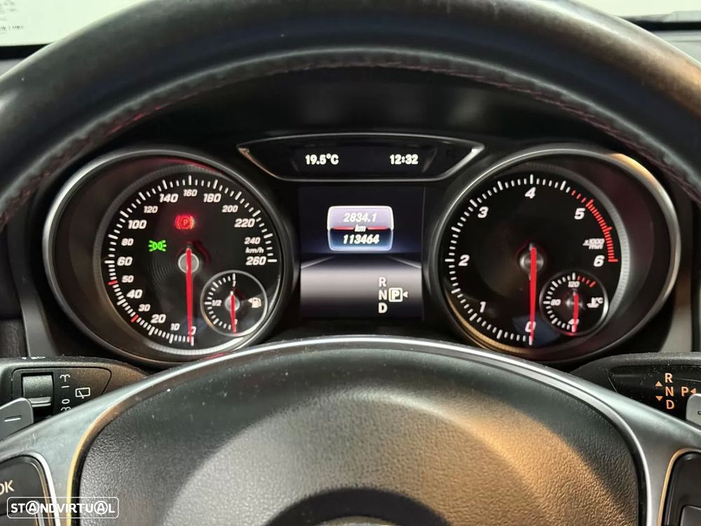 Mercedes-Benz CLA 200 d Shooting Brake AMG Line Aut. - 25