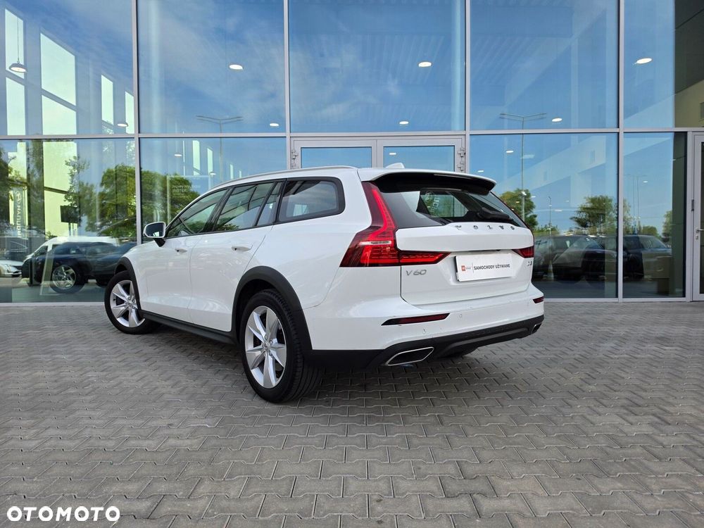 Volvo V60 Cross Country D4 AWD - 4