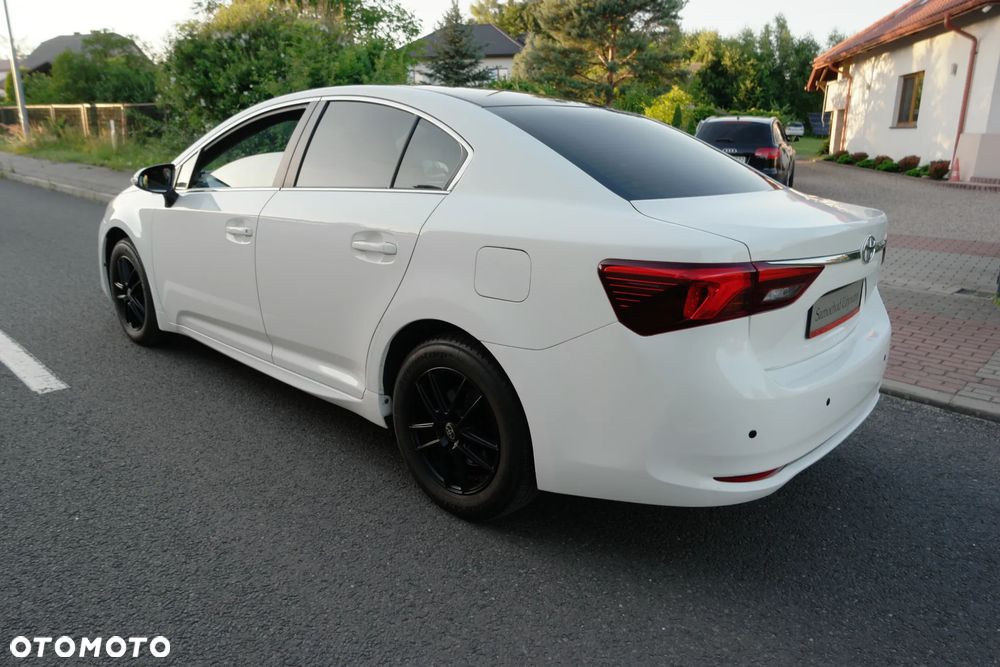 Toyota Avensis 1.8 Active - 7
