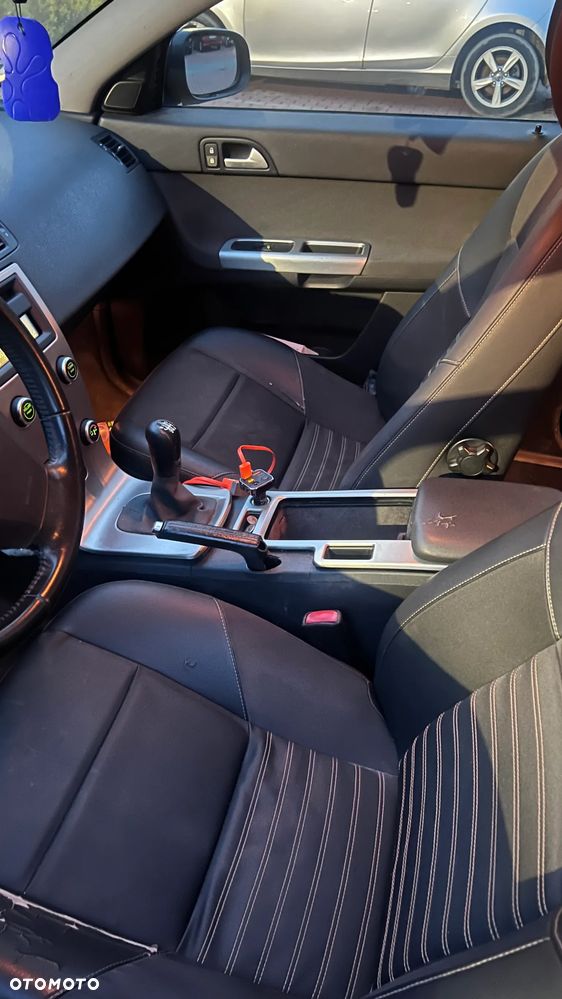 Volvo S40 2.0D - 6