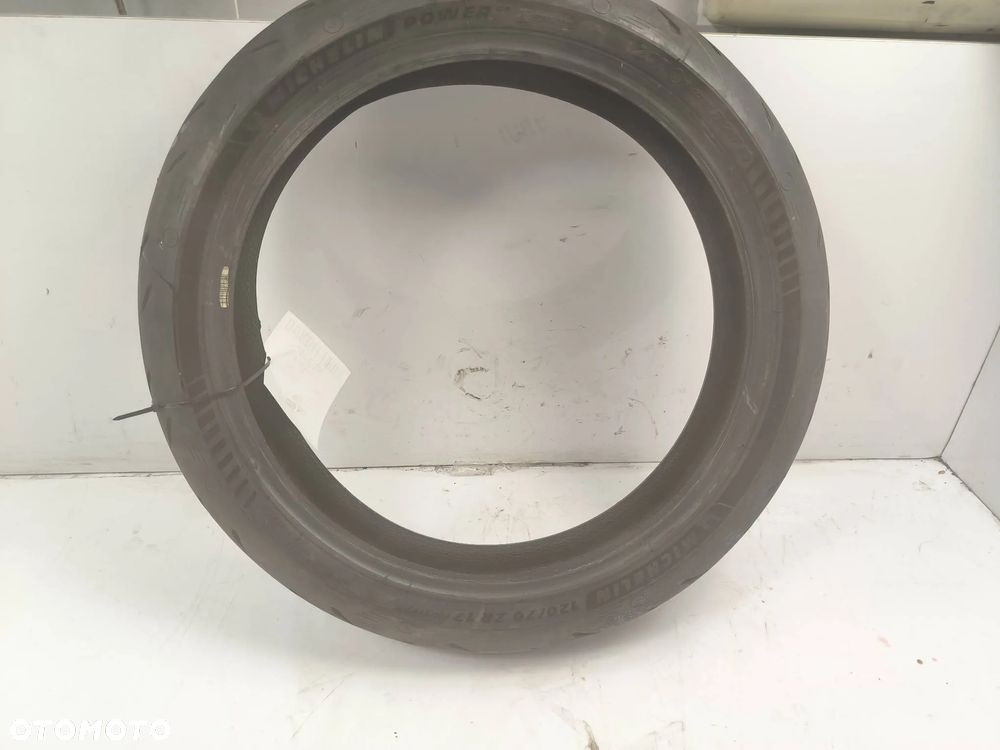 Opona Michelin Power 120/70 ZR17 Triumph Speed Triple 1200RS 2021 180 km - 2
