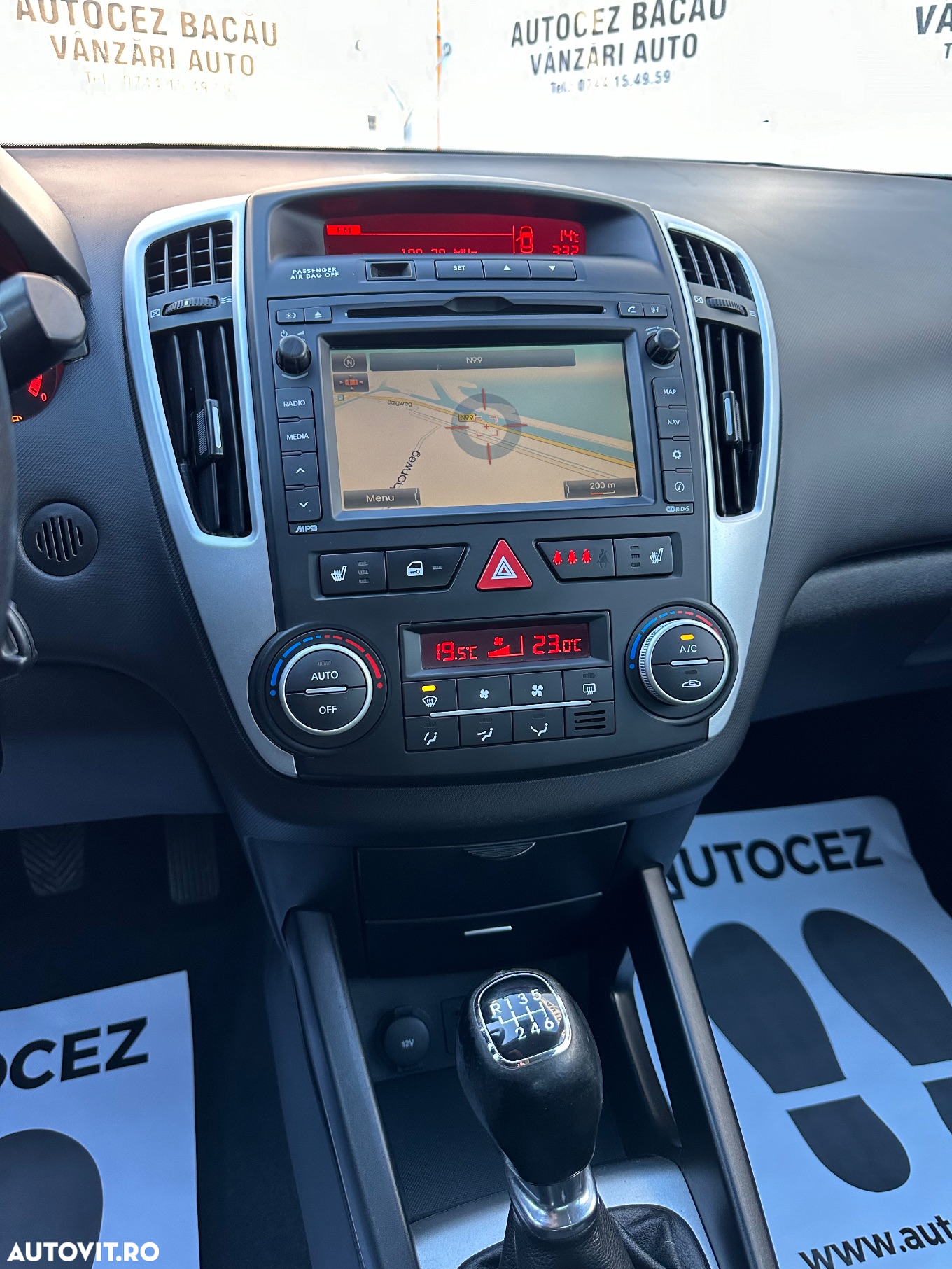 Kia Ceed 1.6 CRDi 90 ISG Vision - 28