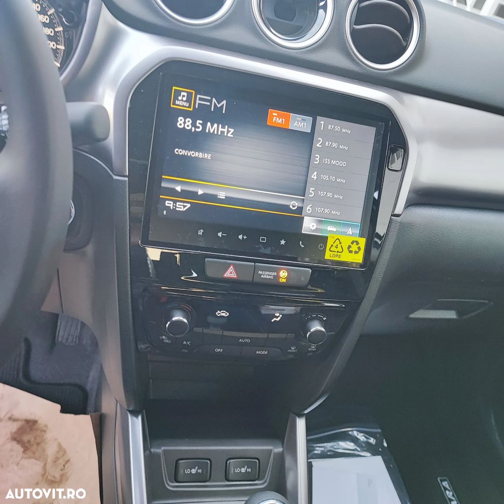 Suzuki Vitara 1.4 Boosterjet MHEV Passion - 5